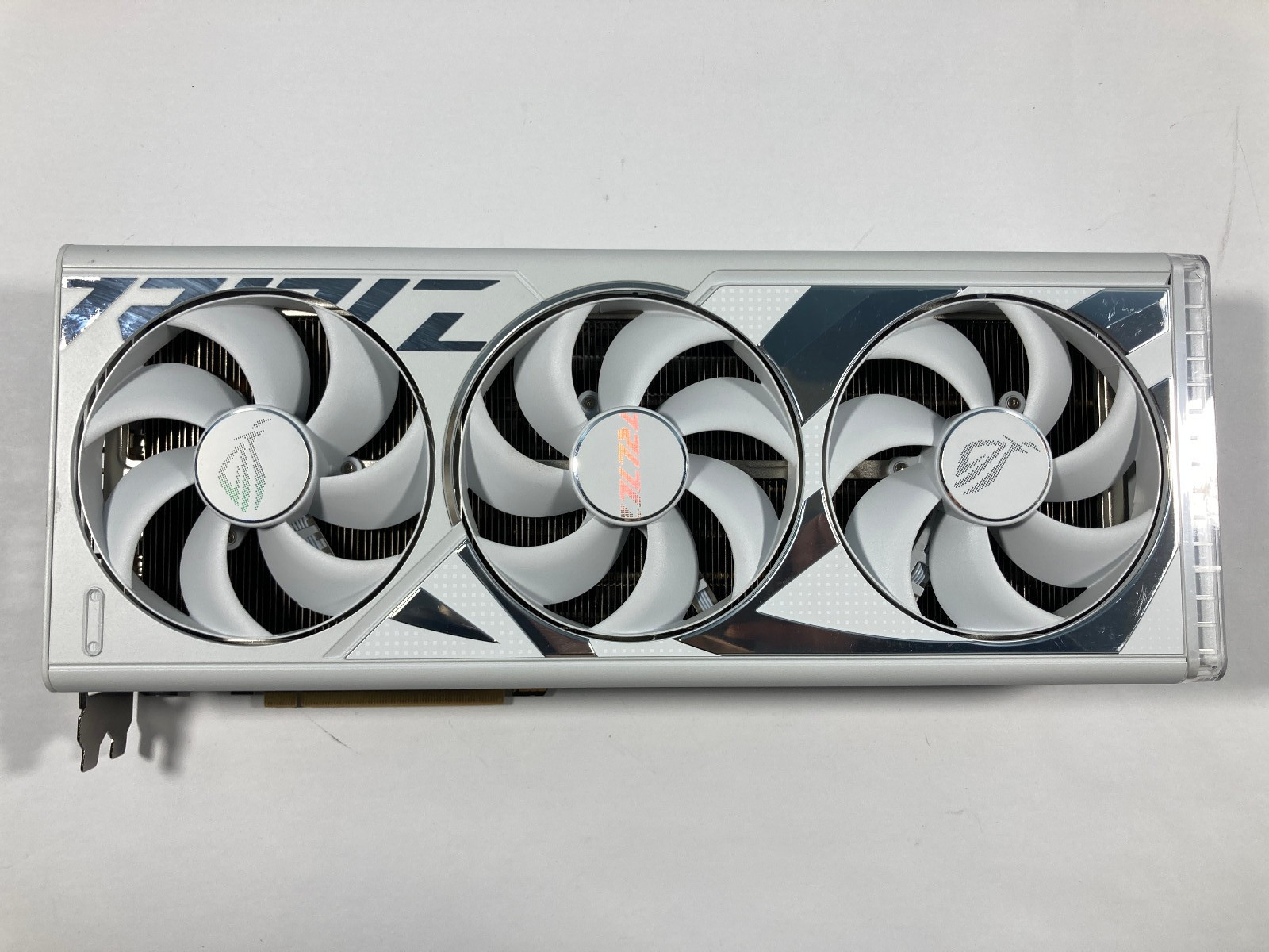 BH 2 GET 1 OFFER ASUS ROG Stri - Rtx 4090 24Gb Gddr6X review and price